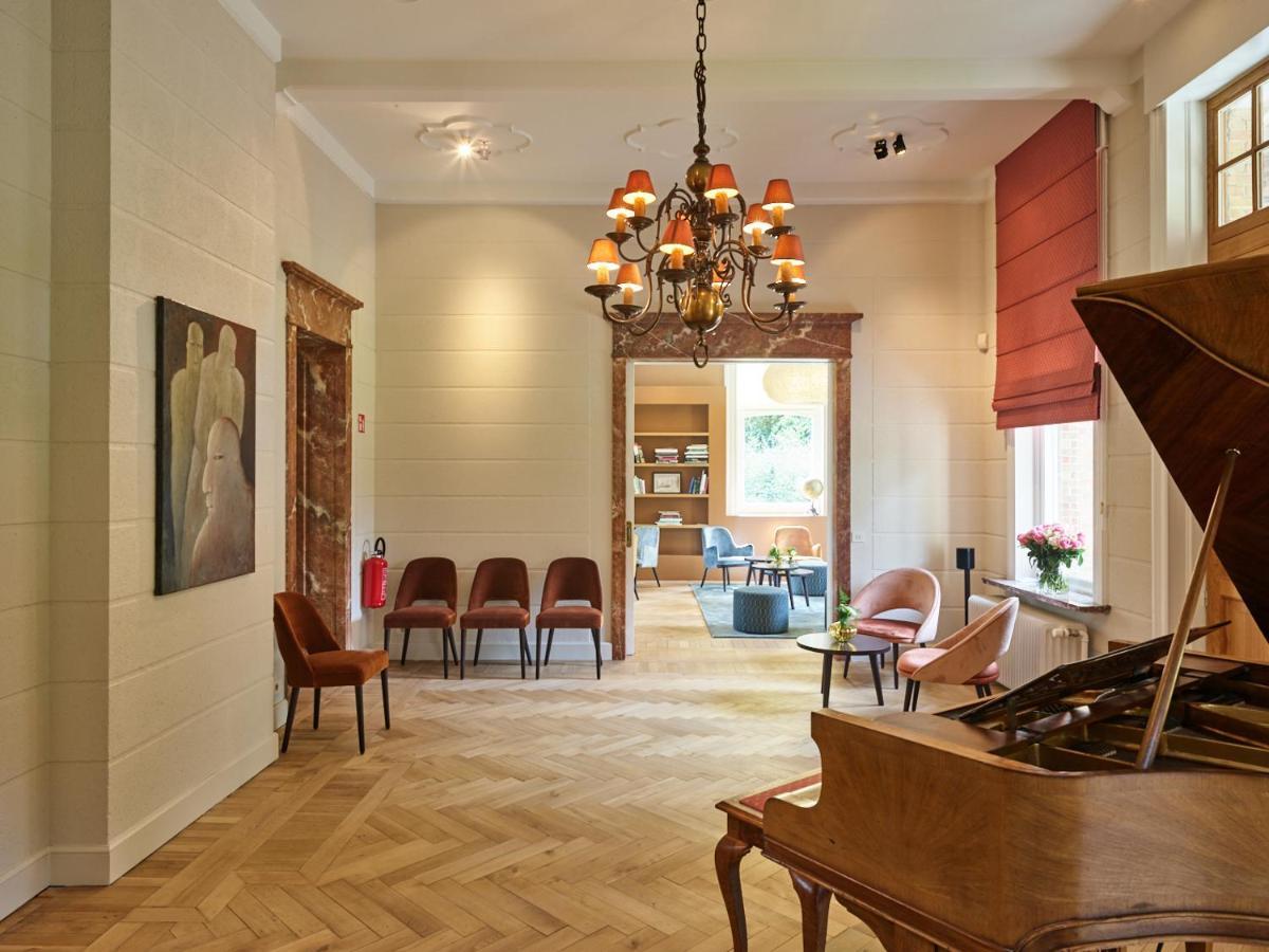 Boutique Hotel Ter Wallen Izegem Exteriör bild
