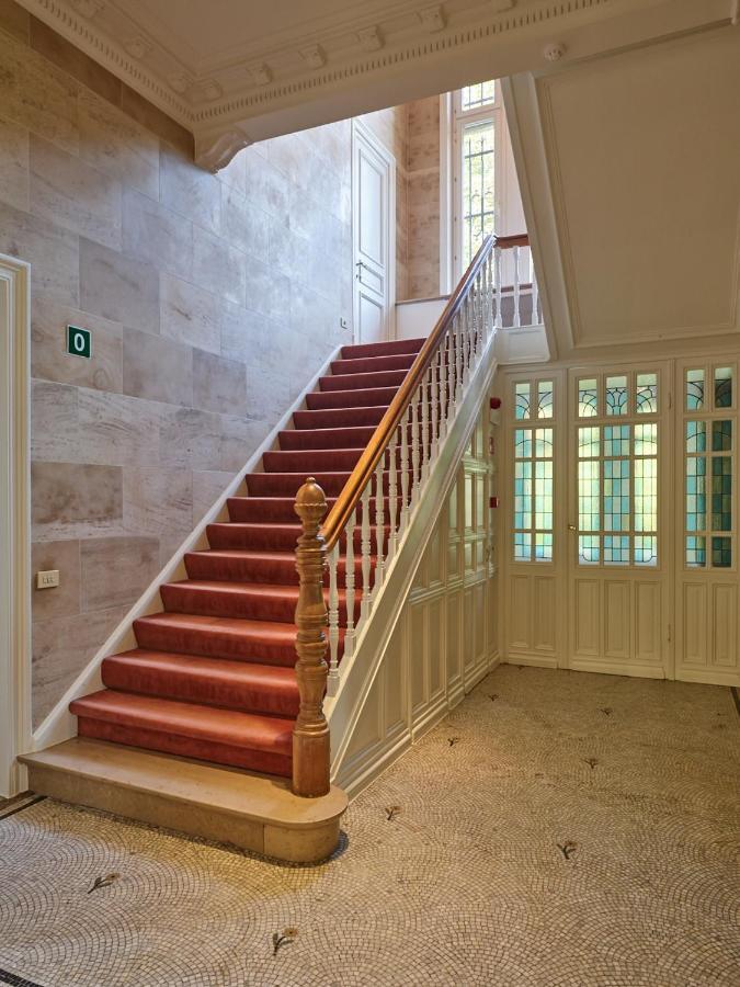 Boutique Hotel Ter Wallen Izegem Exteriör bild