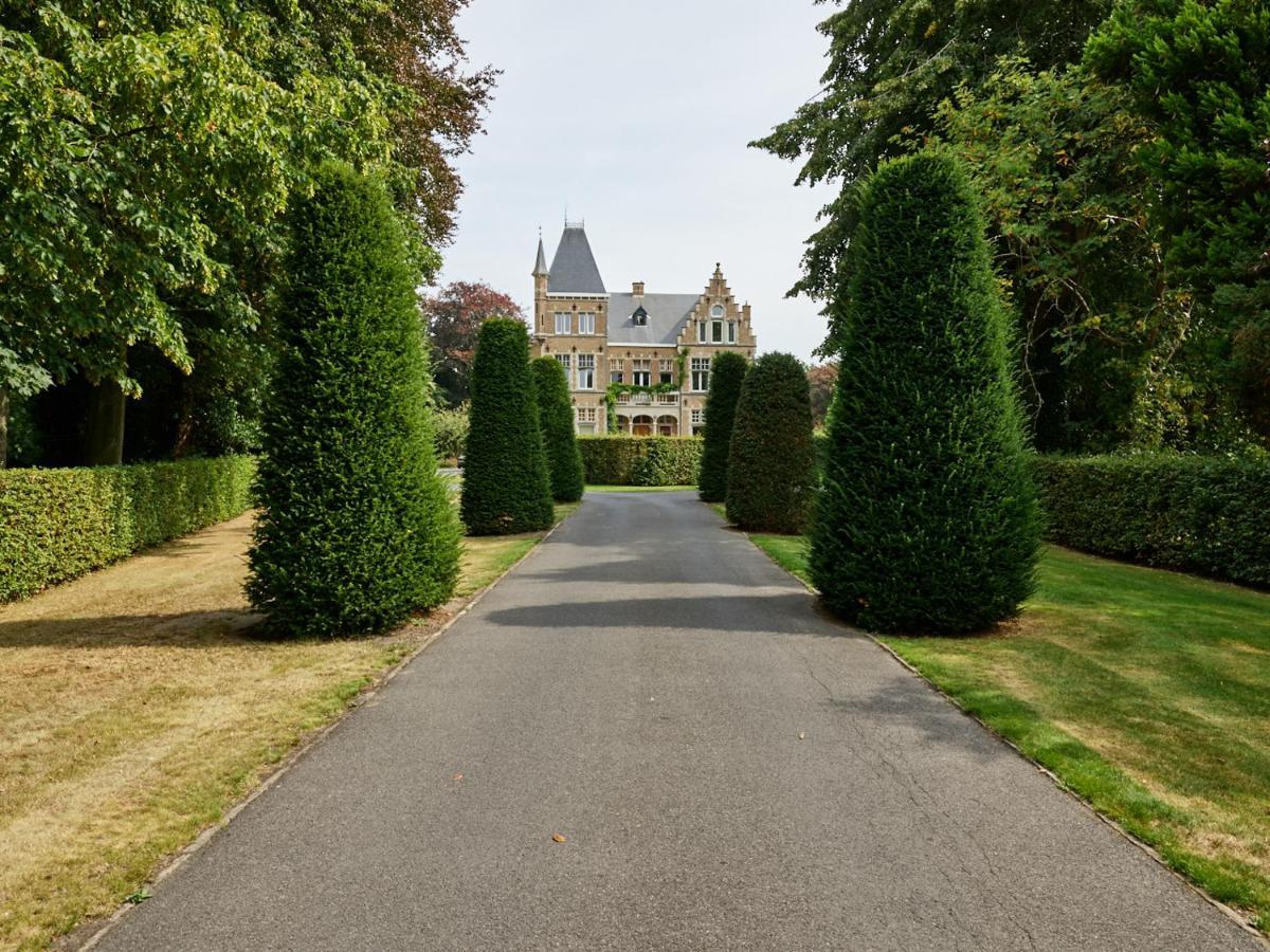 Boutique Hotel Ter Wallen Izegem Exteriör bild