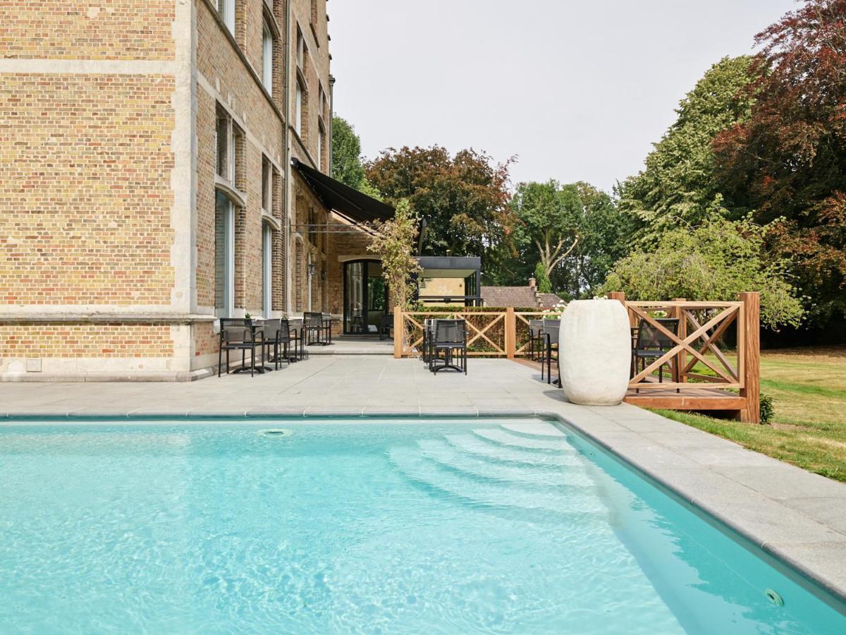 Boutique Hotel Ter Wallen Izegem Exteriör bild